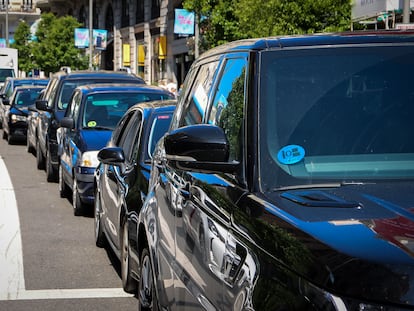 Un SUV con una etiqueta cero, que se concede a coches híbridos que pueden circular con motor de combustión.