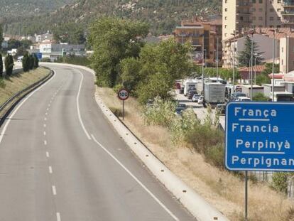 En la imagen, tramo de la AP-7 en la frontera francesa.