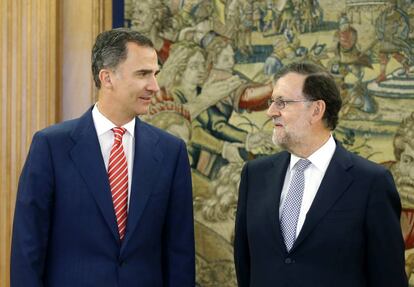 El rey Felipe VI junto a Mariano Rajoy.
