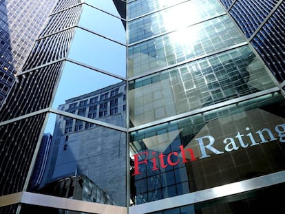 Ag&ecirc;ncia de riso Fitch colocou a nota do Brasil em grau especulativo. 