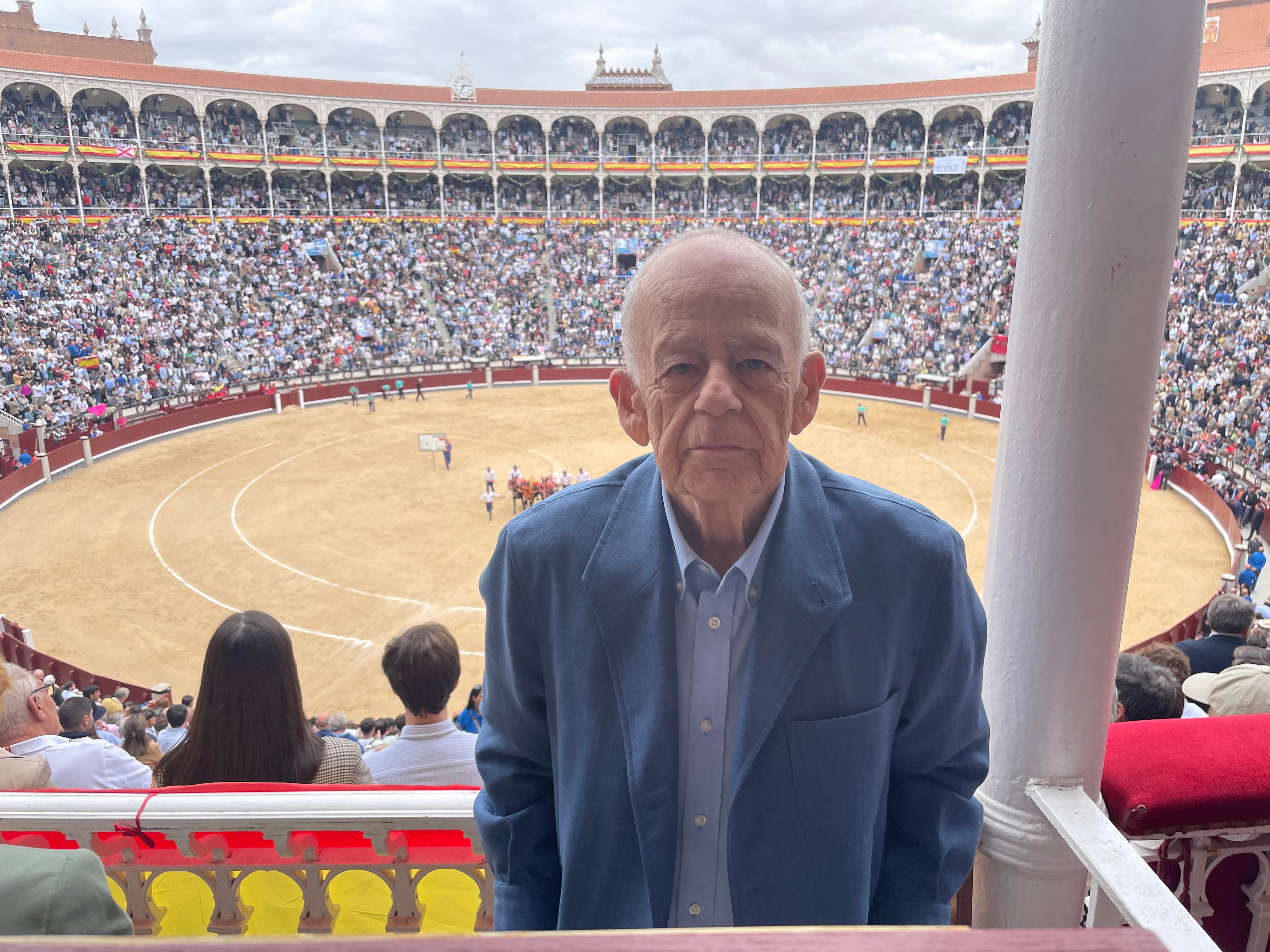 El periodista Carlos Ilián, en la plaza de Las Ventas, el pasado 12 de octubre.