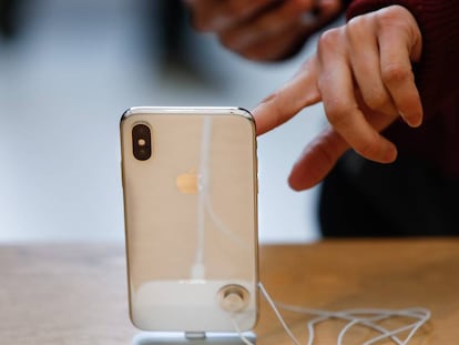 Todos los fallos del iPhone X: engañan al Face ID, rayas verdes en la pantalla, etc