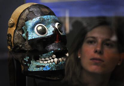 esqueleto de Tezcatlipoca en el british museum