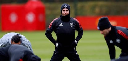 Juan Mata, en el entrenamiento de ayer.