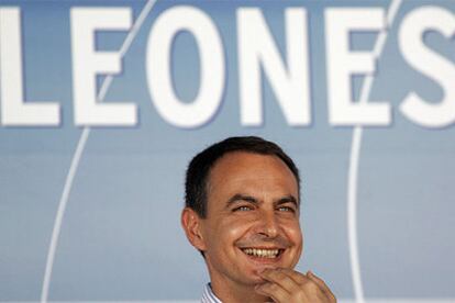 El presidente del Gobierno, durante el mitin de ayer en Rodiezmo.