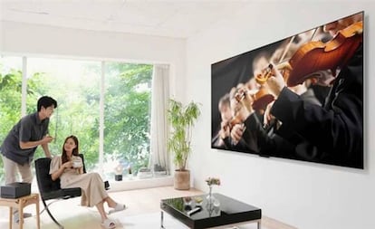 LG Signature OLED TV M3 pared