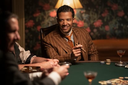 Jacob Anderson, Louis de Pointe du Lac, en el primer episodio de 'Entrevista con el vampiro, de Anne Rice'.