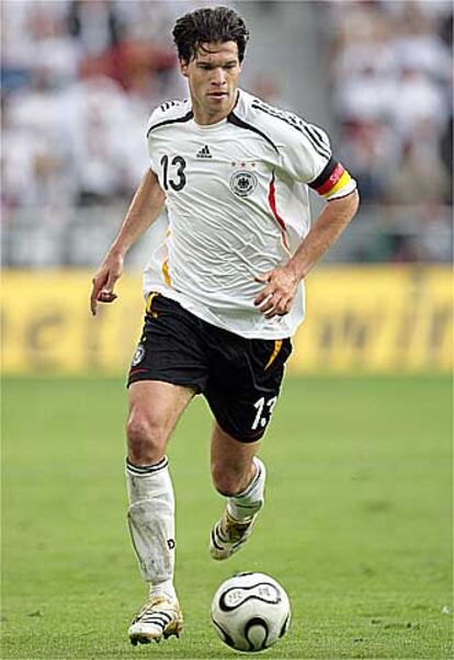 El capitán de la selección alemana tiene difícil estar en el partido contra Costa Rica a causa de una lesión en el gemelo.