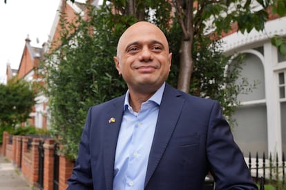 Sajid Javid, a su llegada a su casa en Londres, este miércoles.  