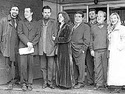 La soprano Maureen O' Flynn, en el centro del elenco de cantantes de <b></b><i>Lucia di Lammermoor.</i>