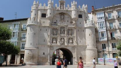 El arco de Santamaría, una de las doce puertas de acceso a la ciudad en la Edad Media.