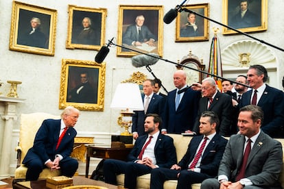 El presidente de Estados Unidos, Donald Trump, habla con la prensa en la Casa Blanca, el pasado 13 de marzo.