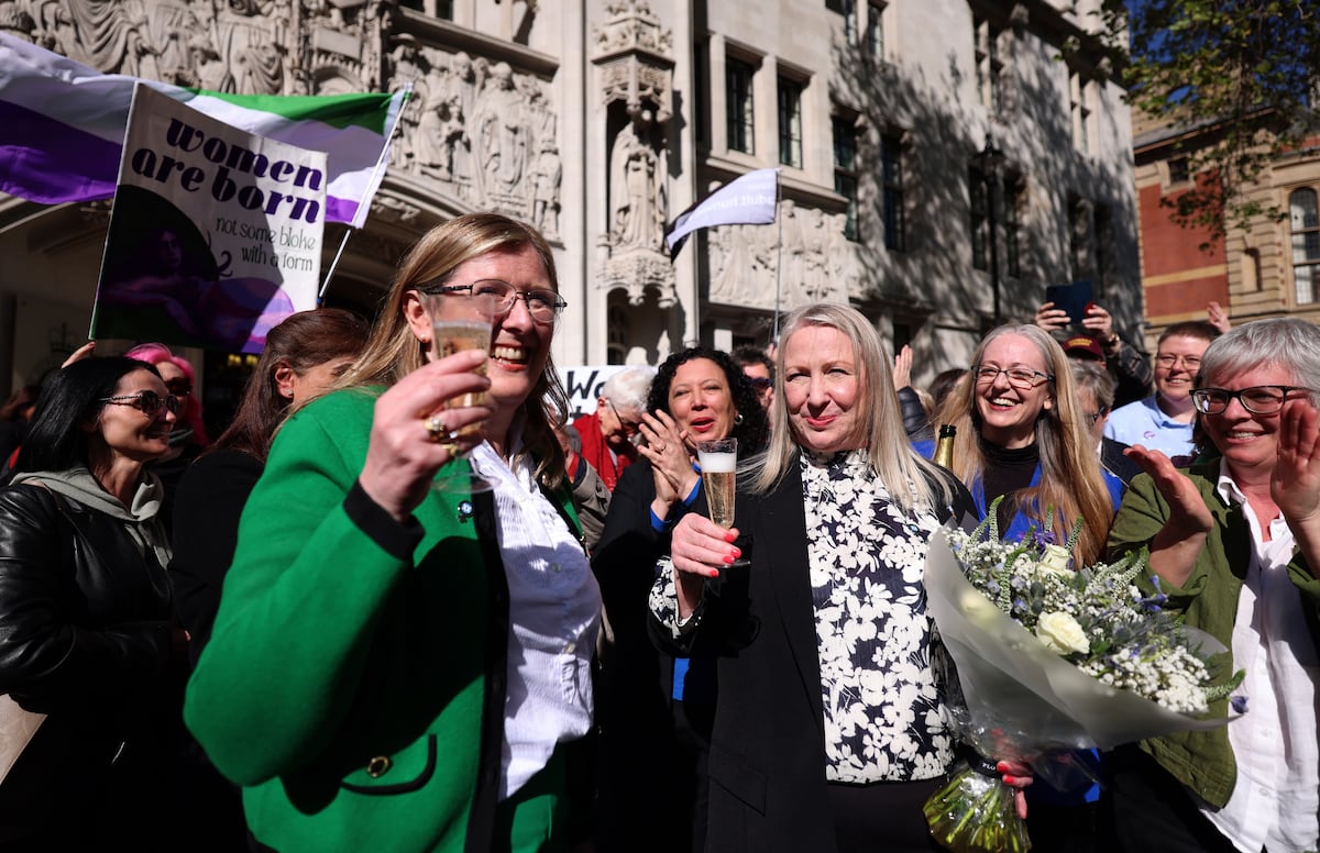 El Reino Unido acelera las reglas para el uso de espacios públicos tras la sentencia del Supremo sobre las mujeres trans | Sociedad El Reino Unido acelera las reglas para el uso de espacios públicos tras la sentencia del Supremo sobre las mujeres trans | Sociedad