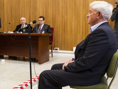 El exalcalde Nené Barral, en mayo de 2016 en el juicio celebrado en Pontevedra por fraude fiscal.