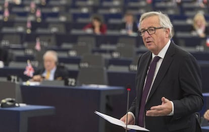 El presidente de la Comisión Europea, Jean-Claude Juncker, en el pleno del Parlamento Europeo del 26 de octubre.