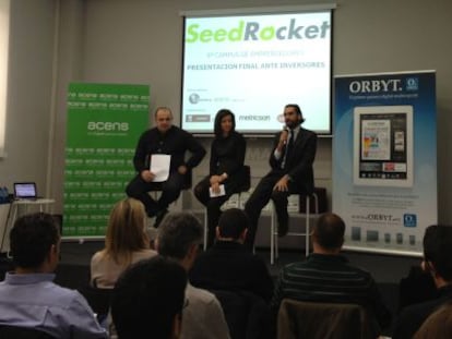 Emprendedores presentan su proyecto ante inversores durante una edici&oacute;n anterior del Campus de SeedRocket.