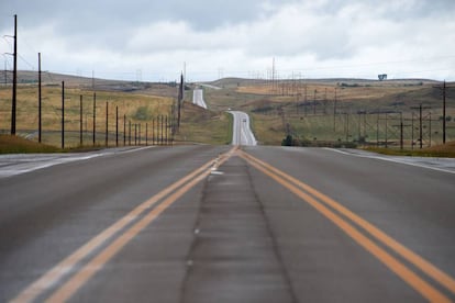 Estrada próxima a Williston, em Dakota do Norte.