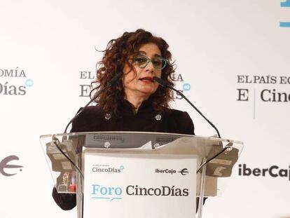 La ministra de Hacienda, María Jesús Montero, en el Foro Cinco Días