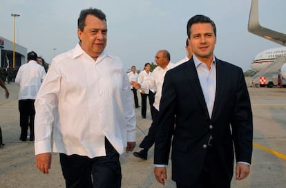 Pe&ntilde;a Nieto junto al gobernador del estado de Guerrero, este jueves