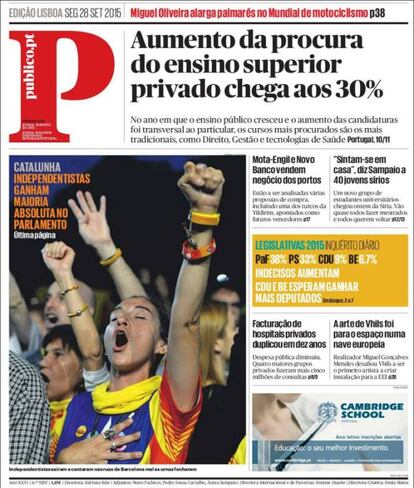 El portuguès 'Publico' tria una foto de les eleccions catalanes per obrir la seva edició de paper d'avui i titula: 'Catalunya: els independentistes guanyen per majoria absoluta al Parlament'.