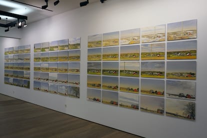 Installation at the Fernández-Brazo Gallery on the part of the 75 views of an Iowa farm, De la Concha, the past fall.