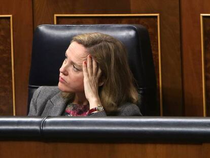 La ministra de Economía, Nadia Calviño, en el Congreso.