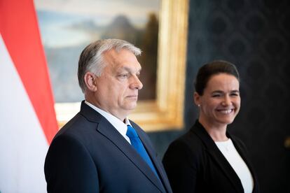 El presidente húngaro, Viktor Orbán, y la entonces presidenta, Katalin Novak, en Budapest en 2022.