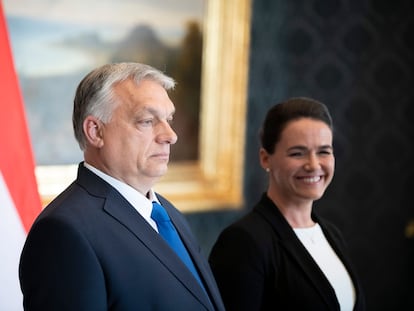 El presidente húngaro, Viktor Orbán, y la entonces presidenta, Katalin Novak, en Budapest en 2022.