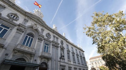 Façana del Tribunal Suprem a Madrid.