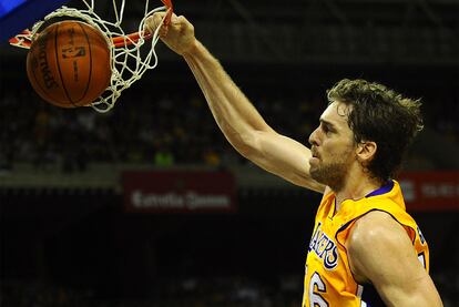 Gasol machaca en el primer cuarto del encuentro ante el Barcelona