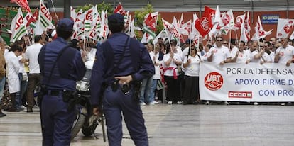 Protesta de trabajadores de Isofotón en Málaga.