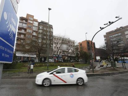 Se&ntilde;al del nuevo radar de tramo de la avenida de C&oacute;rdoba. 