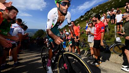 El ciclista eritreo Merhawi Kudus, del equipo EF Education-EasyPost, durante la etapa 9.