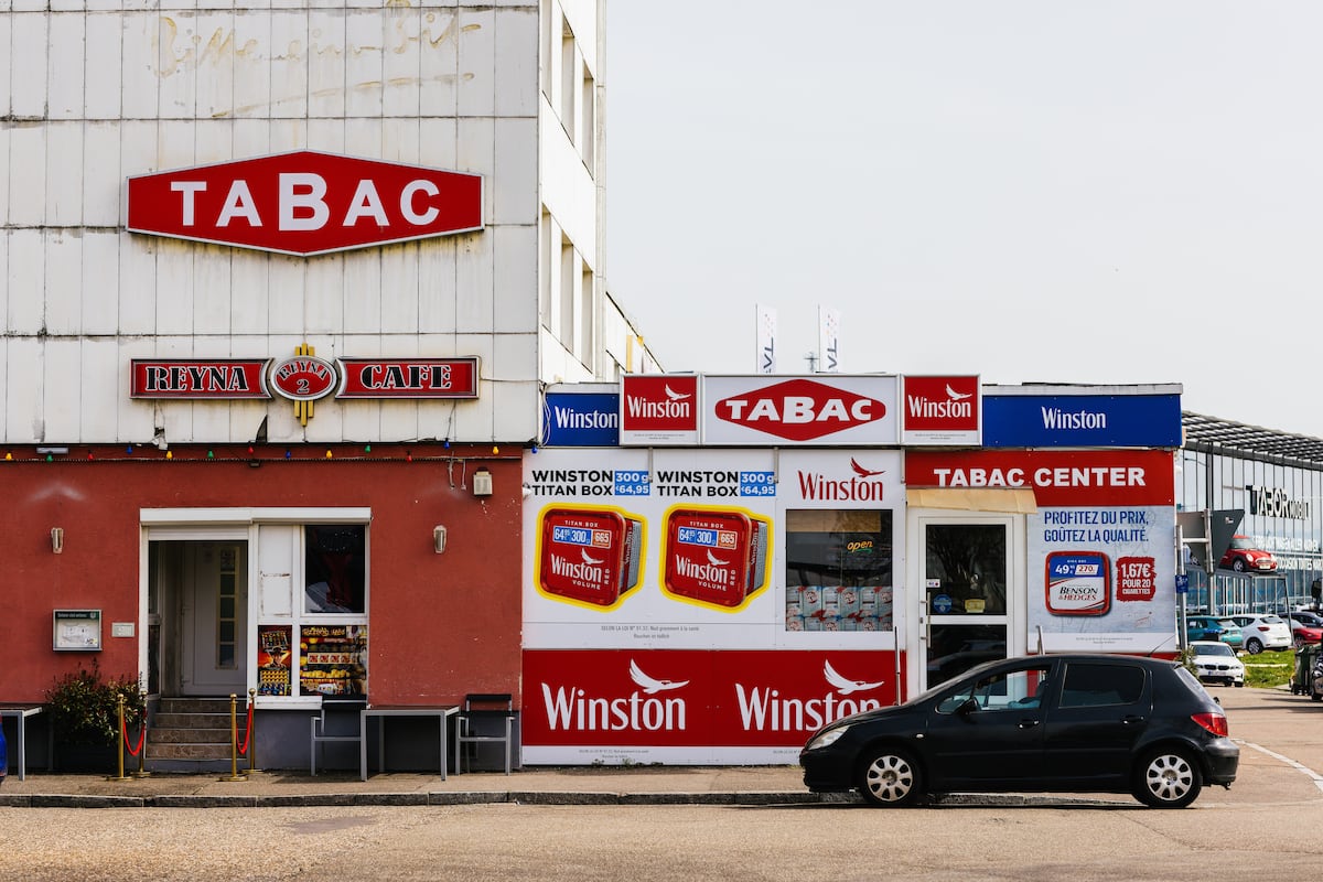 Los holandeses se van a comprar tabaco al otro lado de la frontera