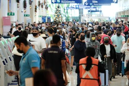 El Aeropuerto Internacional de Cancún ha registrado un promedio de 600 vuelos diarios en la última semana, más de 400 de ellos internacionales.