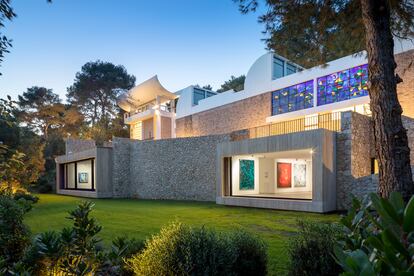 Vista exterior de la extensión de la Fundación Maeght.