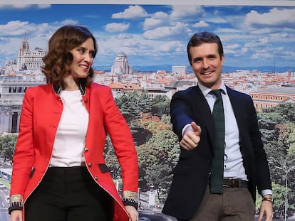 Isabel Díaz Ayuso y Pablo Casado, en la campaña autonómica de 2019.