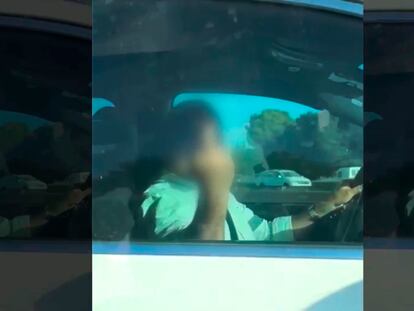 Captura de un vídeo de un conductor temerario denunciado por otro conductor.