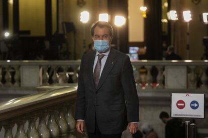 El expresidente de la Generalitat Artur Mas, a su llegada al Parlament.