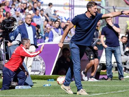 Leo Franco, en el último partido del Huesca, ante el Valladolid. 