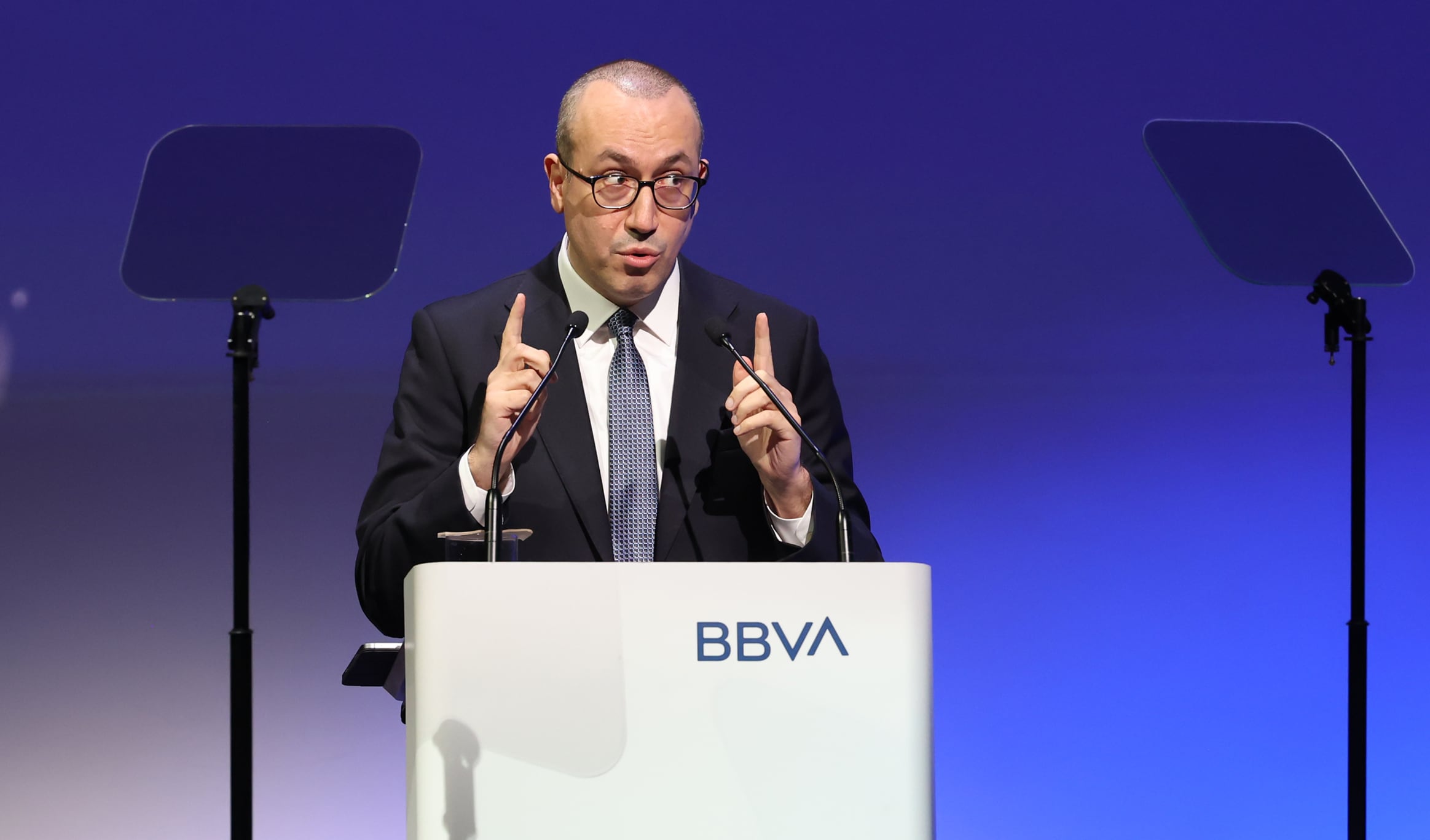 Genç (BBVA): “Si la CNMC impone condiciones que afecten a la creación de valor de la opa, podemos dar marcha atrás”