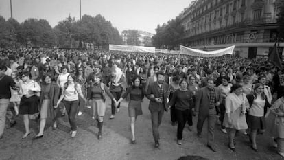 Primera jornada de manifestaciones en Paris el 8 de mayo de 1968. 