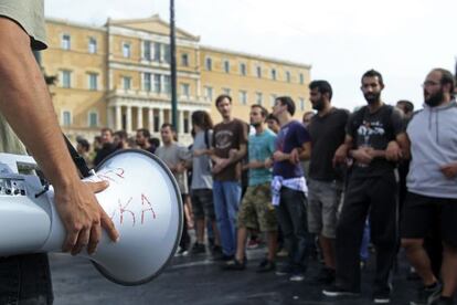 Universitarios griegos en una manifestaci&oacute;n contra la austeridad en Atenas. 