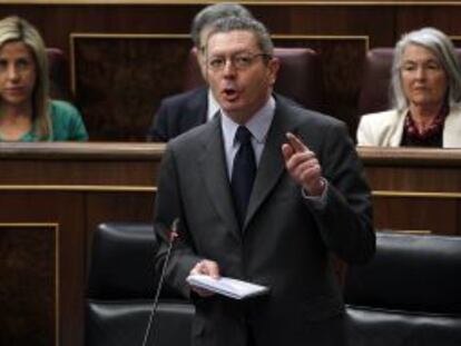 Alberto Ruiz Gallardón en una sesión de control al Gobierno en el Congreso de los Diputados