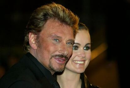 Johnny Hallyday junto a su esposa Laetitia, en una foto de archivo