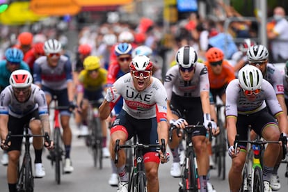 Alexander Kristoff celebra la victoria en la primera etapa del Tour.