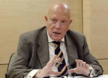 El presidente de la Asociación Española de Normalización y Certificación (Aenor), Manuel López Cachero, que ha sido reelegido como presidente de Aenor para los próximos 4 años, durante una entrevista con Efe.