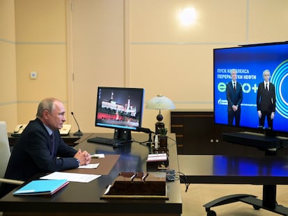 Putin durante uma videoconferência na quinta-feira passada.