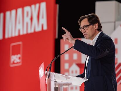 El líder del Partido Socialista de Cataluña, (PSC), este domingo, en un acto en L'Hospitalet.