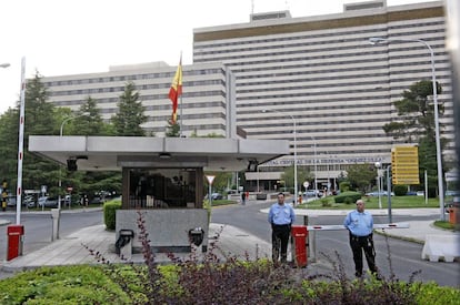 Entrada del Hospital central de la Defensa Gómez Ulla, en Madrid.